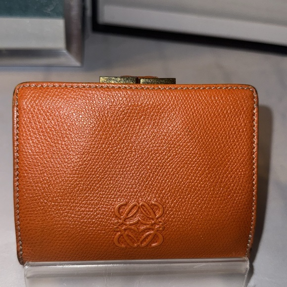 Loewe Gold Kisslock Anagram Cardholder Wallet GUC - Picture 3 of 13